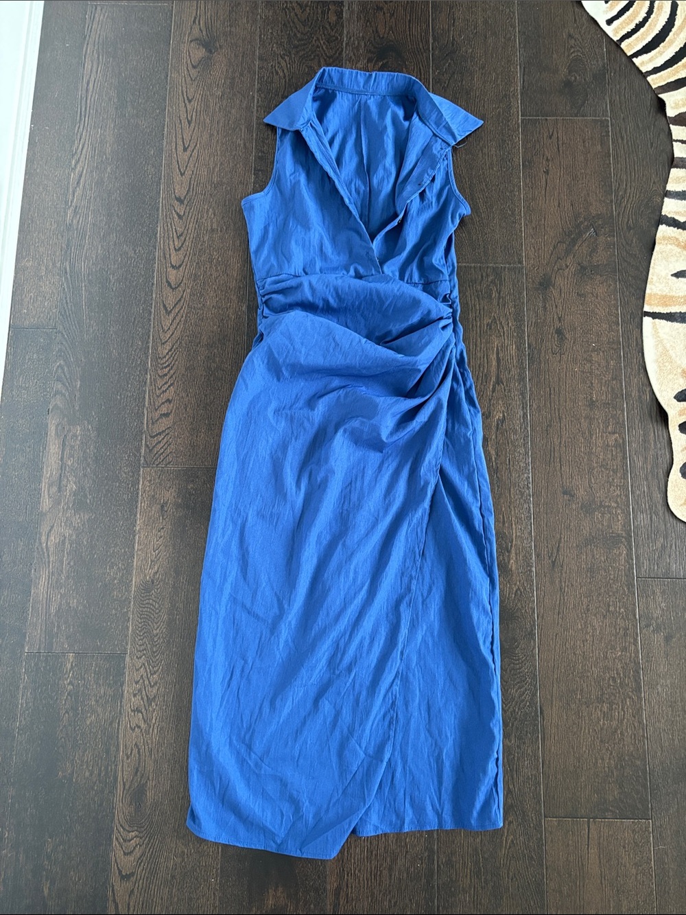 Sleeveless Blue Midi Dress